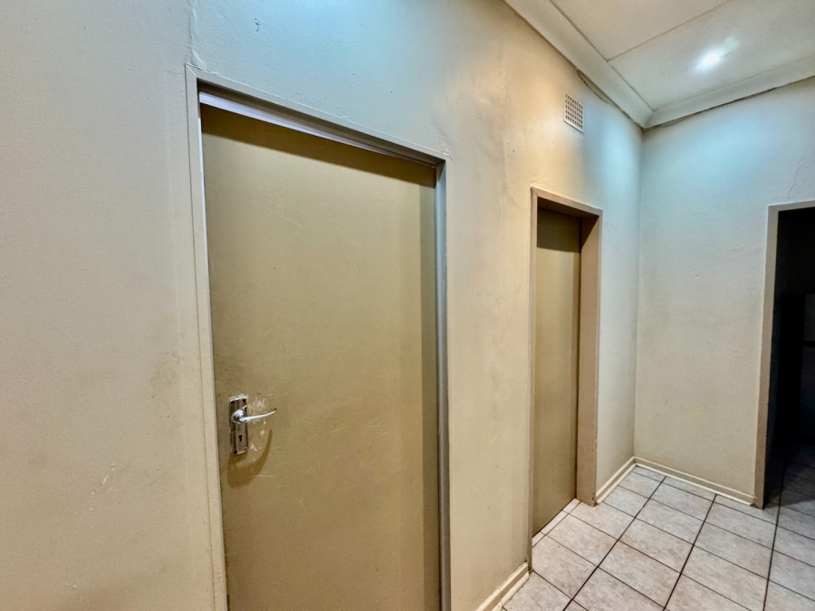 5 Bedroom Property for Sale in Die Bult North West